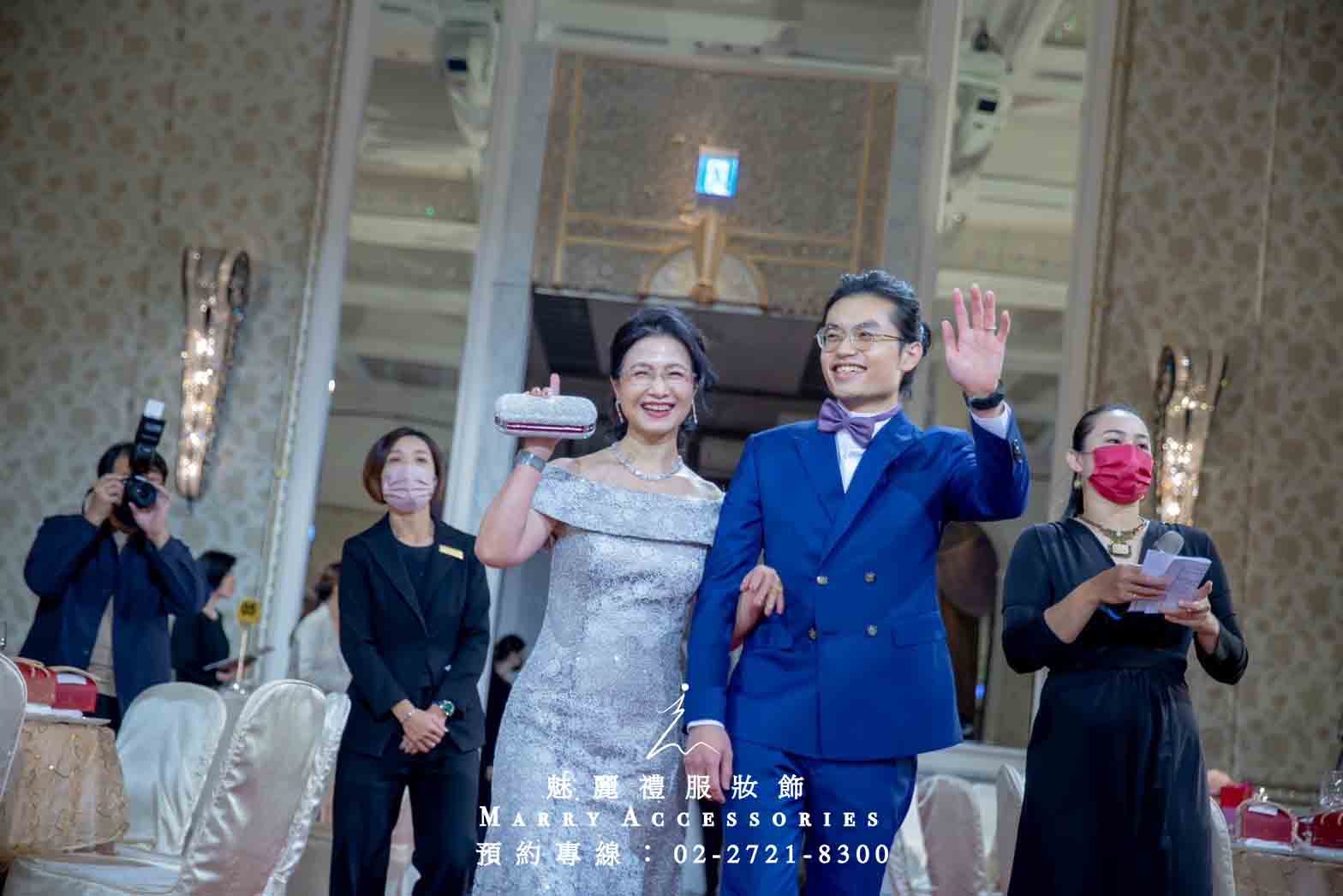 月光藍調 : 燦爛銀光中的愛之旋律 月光藍調 : 燦爛銀光中的愛之旋律