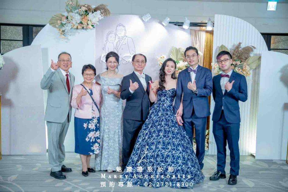 月光藍調 : 燦爛銀光中的愛之旋律 月光藍調 : 燦爛銀光中的愛之旋律