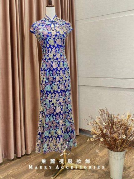 藏藍花葉刺繡旗袍台中媽媽禮服