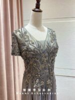 石灰珠鑽銀絲絨台中媽媽禮服