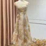 金黃花瓣收腰波浪裙禮服