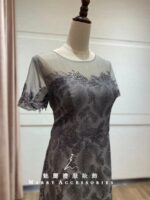 莫蘭迪灰葉片蕾絲台中媽媽禮服