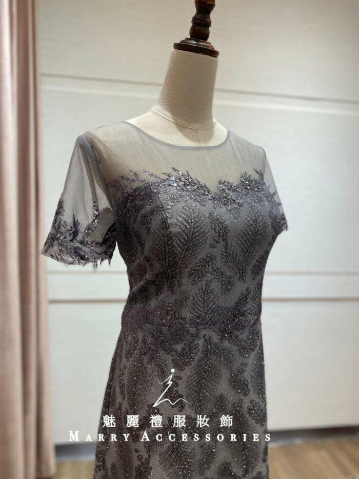 莫蘭迪灰葉片蕾絲台中媽媽禮服