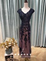 藏藍漸變粉紫織花珠繡媽媽禮服