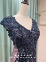 藏藍漸變粉紫織花珠繡媽媽禮服