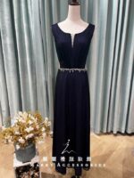 藏藍絲絨腰部鏤空碎鑽收腰媽媽禮服