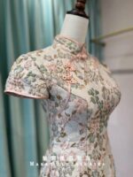 粉膚浮雕松紅梅旗袍媽媽禮服