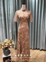 金橘花紋刺繡開衩旗袍媽媽禮服