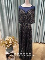 藏藍蕾絲鑽石領金蔥花紋斗篷媽媽禮服