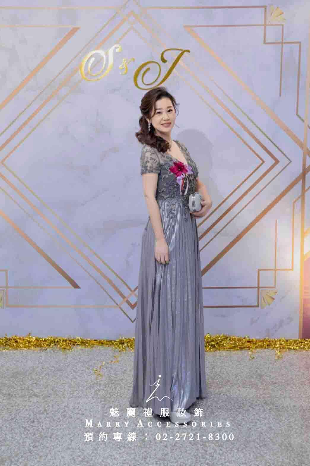 板岩灰之美：珠光緞面打造的百褶裙花海，迎接藤蔓綠意婚宴