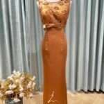 金棕絲綢緞面蝴蝶結收腰媽媽禮服