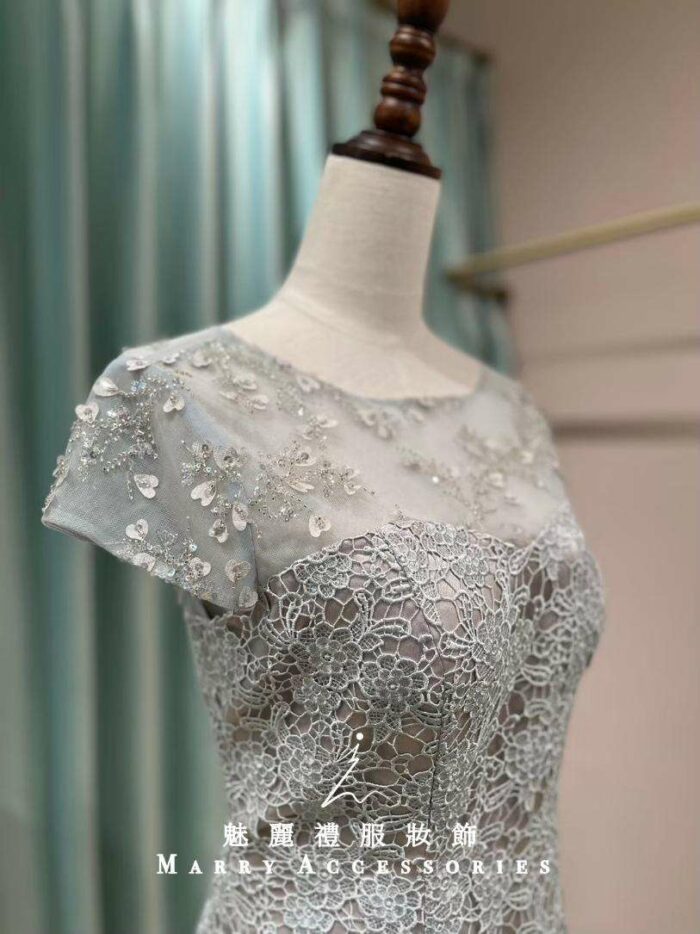 雪花灰愛心碎片織花短媽媽禮服