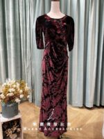 黑絨蕾絲粉花七分袖媽媽禮服