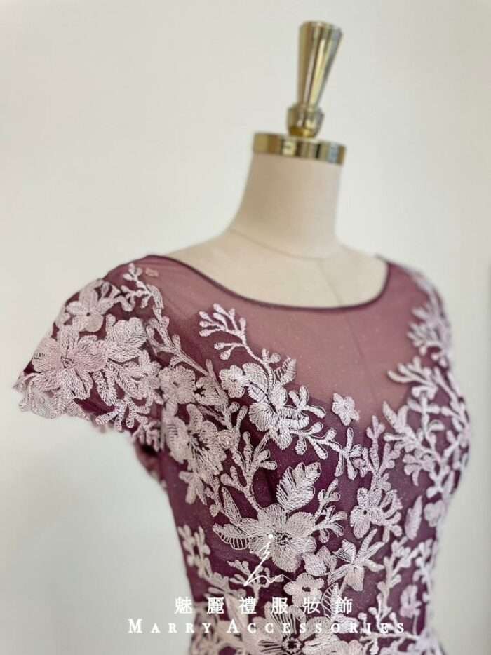 葡萄紫白花藤刺繡禮服