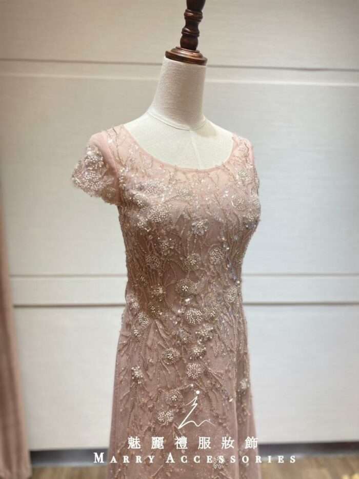 櫻花粉珍珠縫花紗裙禮服