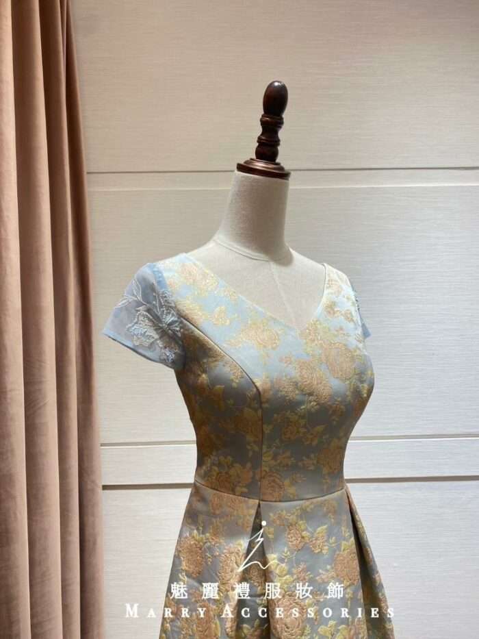 天空藍玫瑰刺繡A字裙禮服