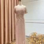 櫻花粉流線刺繡珠花台中媽媽禮服