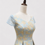 天空藍玫瑰刺繡A字裙台中媽媽禮服