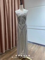 貝殼灰細珠交織排列肩袖禮服