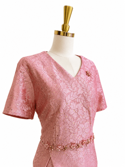梅粉櫻花葉片刺繡收腰禮服