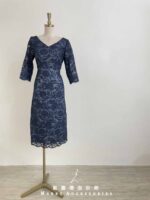 藏藍浮雕蕾絲花紋七分袖禮服