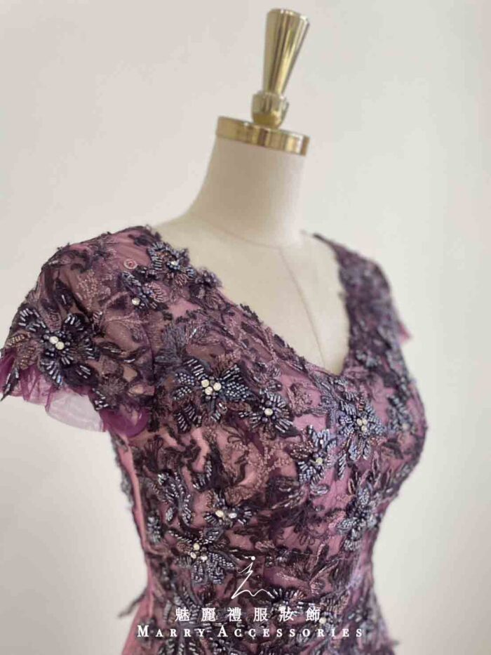 莓紫管珠花藤蕾絲裙禮服