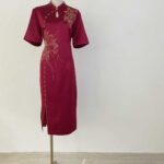 酒紅金珠牡丹絲緞水滴洞禮服