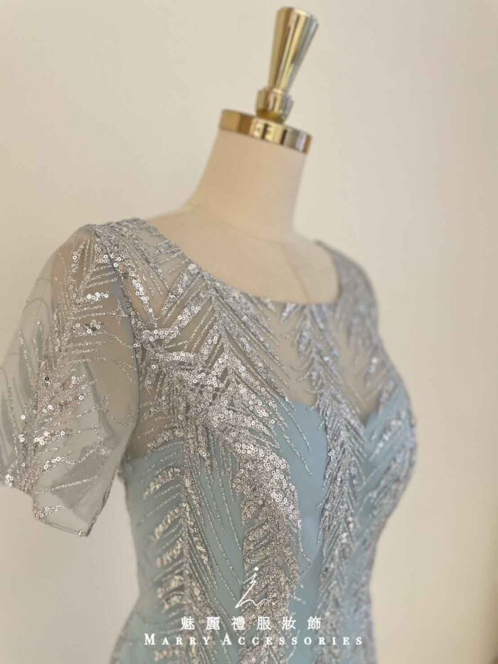 天空藍羽毛亮片刺繡魚尾禮服