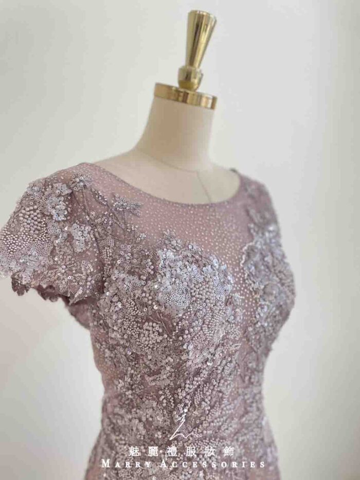 葡萄紫亮紗織花細珠A字裙禮服