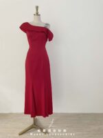 紅寶石絲絨卡肩排鑽肩帶魚尾禮服