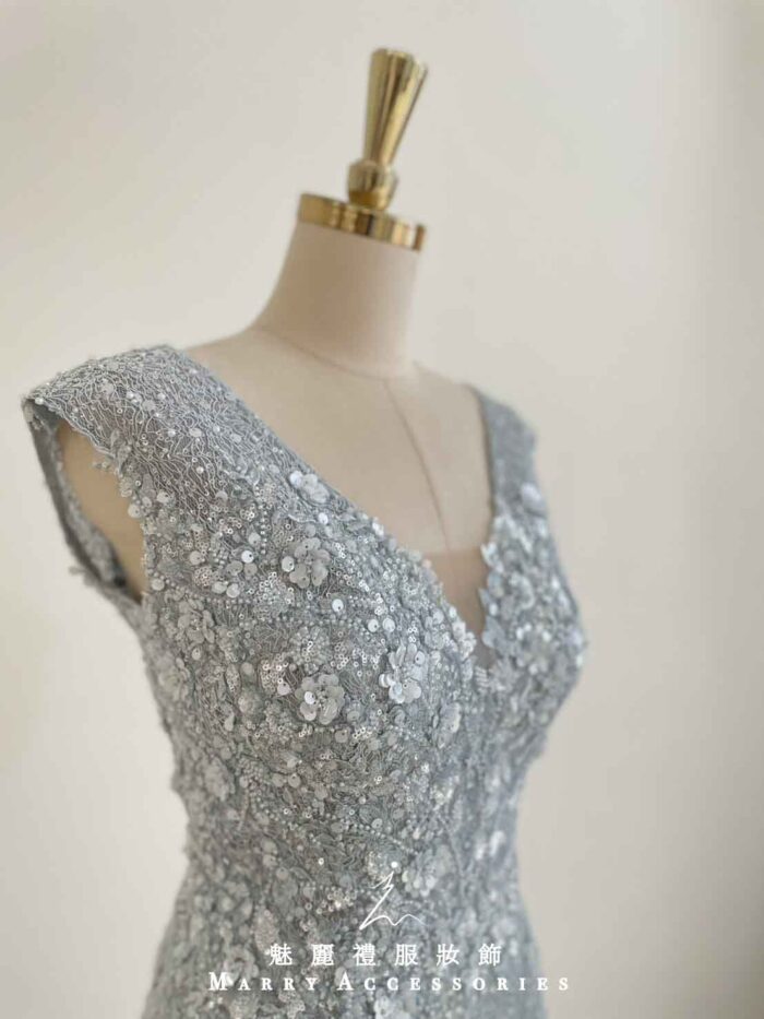 水藍蕾絲亮片花瓣肩袖禮服