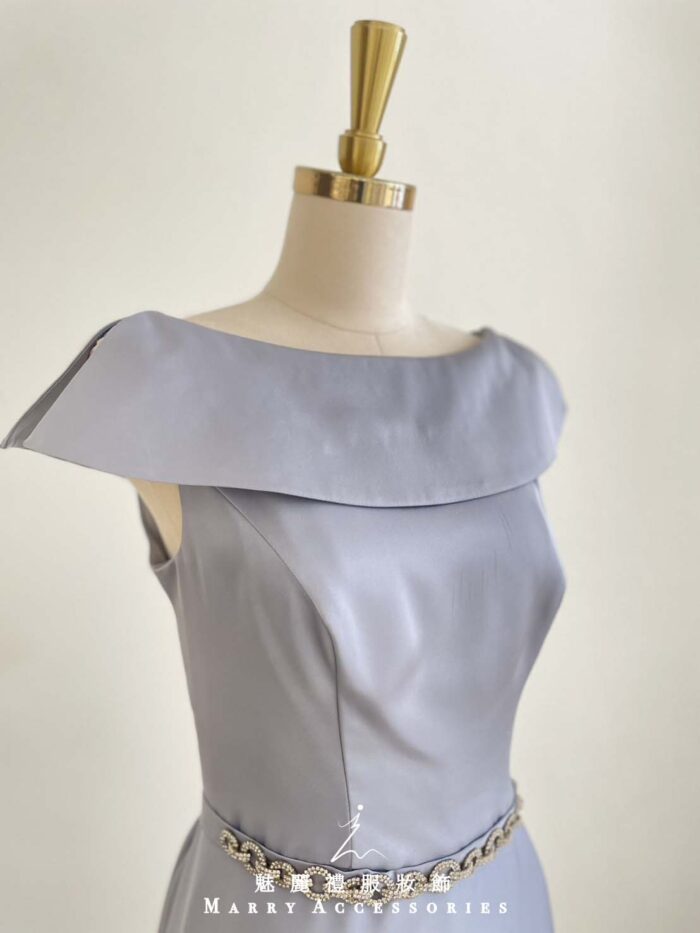 淡紫絲緞翻領一字領腰鍊禮服