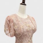 櫻花粉蕾絲織花亮紗公主袖禮服
