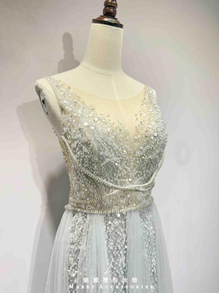 水藍灰亮片交叉細鑽條狀薄紗禮服