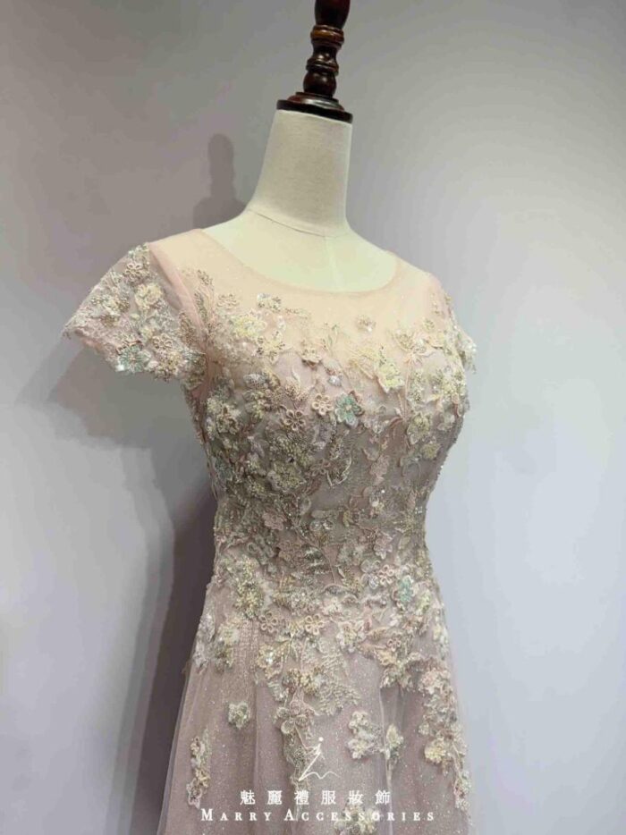 櫻花粉立體花蕾絲亮紗裙禮服