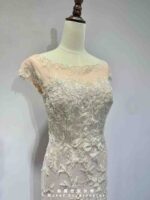 藕粉細珠立體蝴蝶花瓣禮服