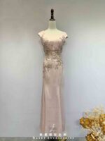 粉嫩珠花刺繡腰間鏤空絲緞禮服