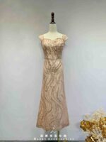 粉橘波紋亮片桃心領卡肩禮服