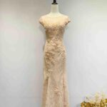 粉橘浮雕花瓣蕾絲魚尾禮服