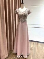 藕粉立體蝴蝶花亮紗A字裙禮服