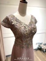 藕粉立體蝴蝶花亮紗A字裙禮服