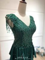 墨綠鉤花荷葉邊絲絨魚尾禮服