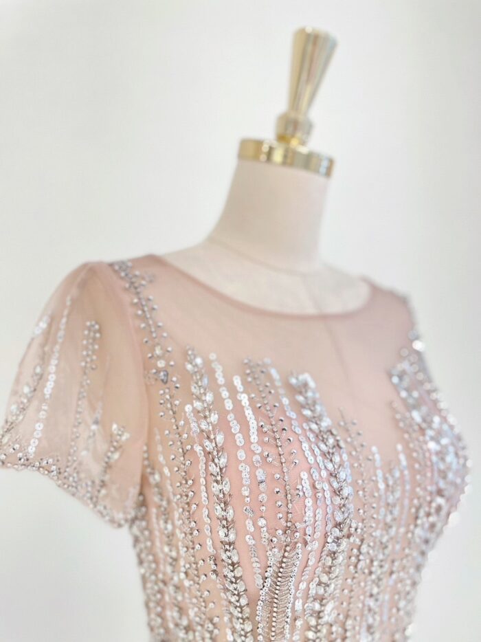 藕粉鏤空水晶排鑽高雄媽媽禮服